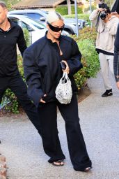 Kim Kardashian Stuns in Calabasas with Balenciaga Fashion 05-03-2024