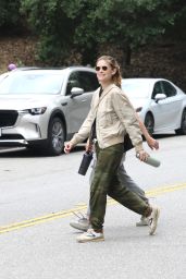 Kristen Bell and Kate Mara Out in Los Feliz 05-17-2024