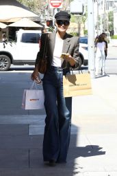 Laeticia Hallyday Shopping in Beverly Hills 05-07-2024