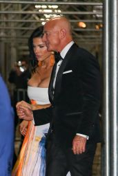 Lauren Sanchez and Jeff Besoz Arriving at a Met Gala After Party in New York 05-06-2024