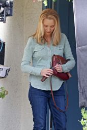 Lisa Kudrow Films a Scene for the Netflix Series "No Good Deed" in Los Angeles 04-30-2024