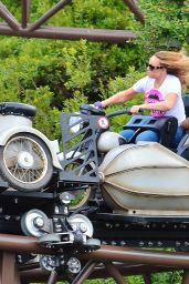 Mariah Carey at Universal Studios Islands of Adventure in Orlando 05-01-2024