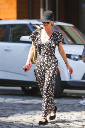 Nicky Hilton Was Spotted Out and About, Enjoying a Walk in the Big Apple 05-07-2024