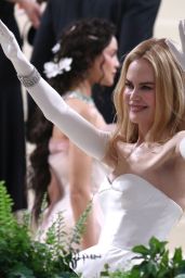 Nicole Kidman Stuns in Balenciaga Couture at 2024 Met Gala