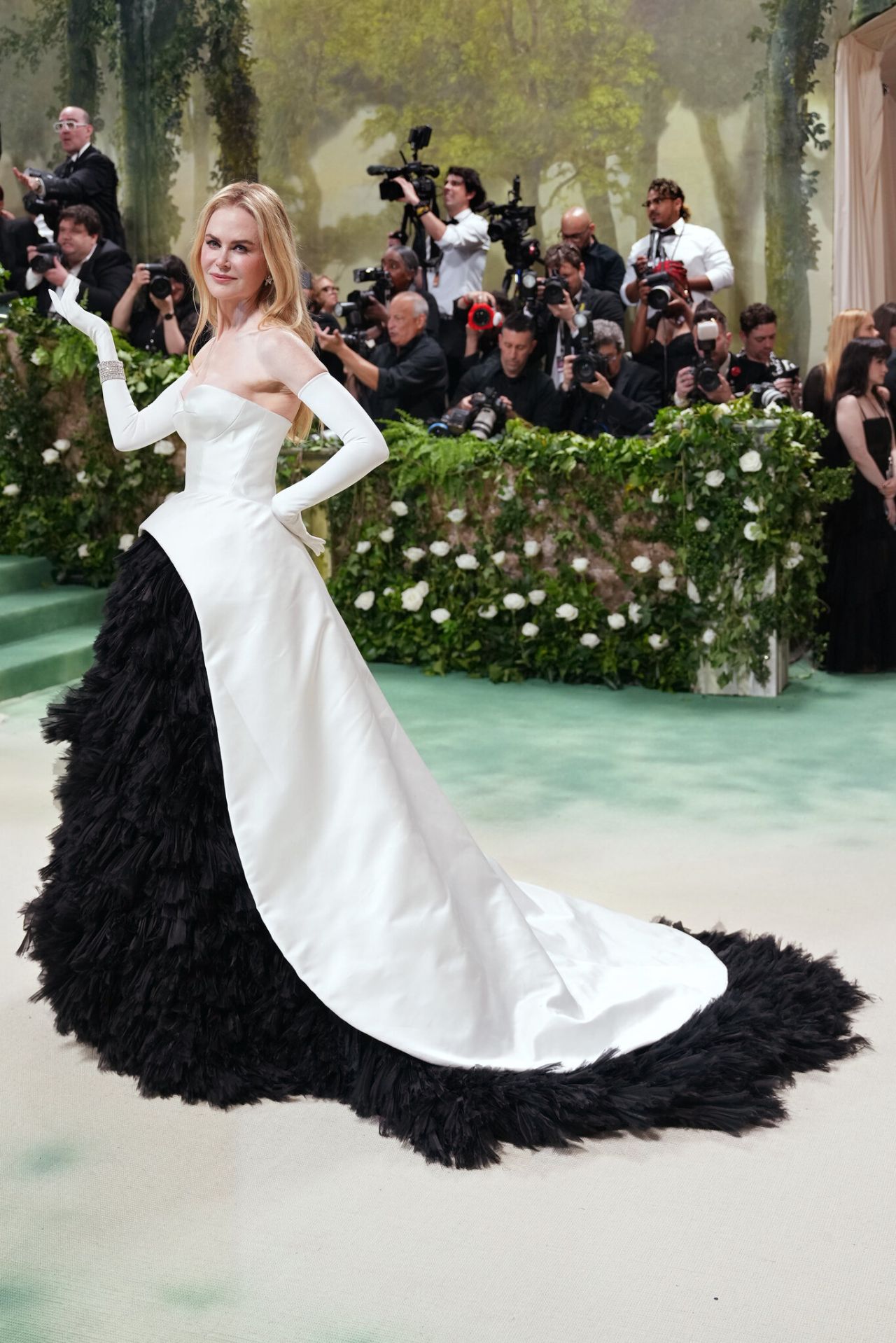 Nicole Kidman Stuns in Balenciaga Couture at 2024 Met Gala • CelebMafia