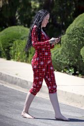 Noah Cyrus at Her Home in Los Angeles 04-29-2024