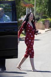 Noah Cyrus at Her Home in Los Angeles 04-29-2024