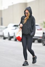Olivia Wilde in Workout Outfit in Studio City 05-02-2024