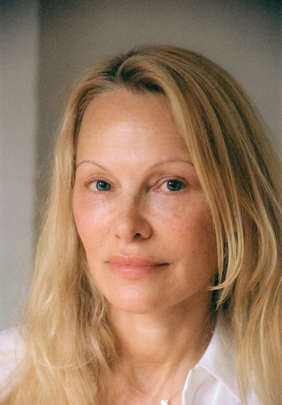 Pamela Anderson - Sonsie Skin Campaign 2024