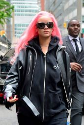 Rihanna Stuns with Vibrant Pink Hair Transformation Ahead of Met Gala