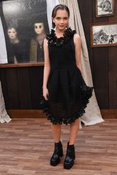 Ryan Kiera Armstrong at "The Strangers: Chapter 1"Premiere in Los Angeles