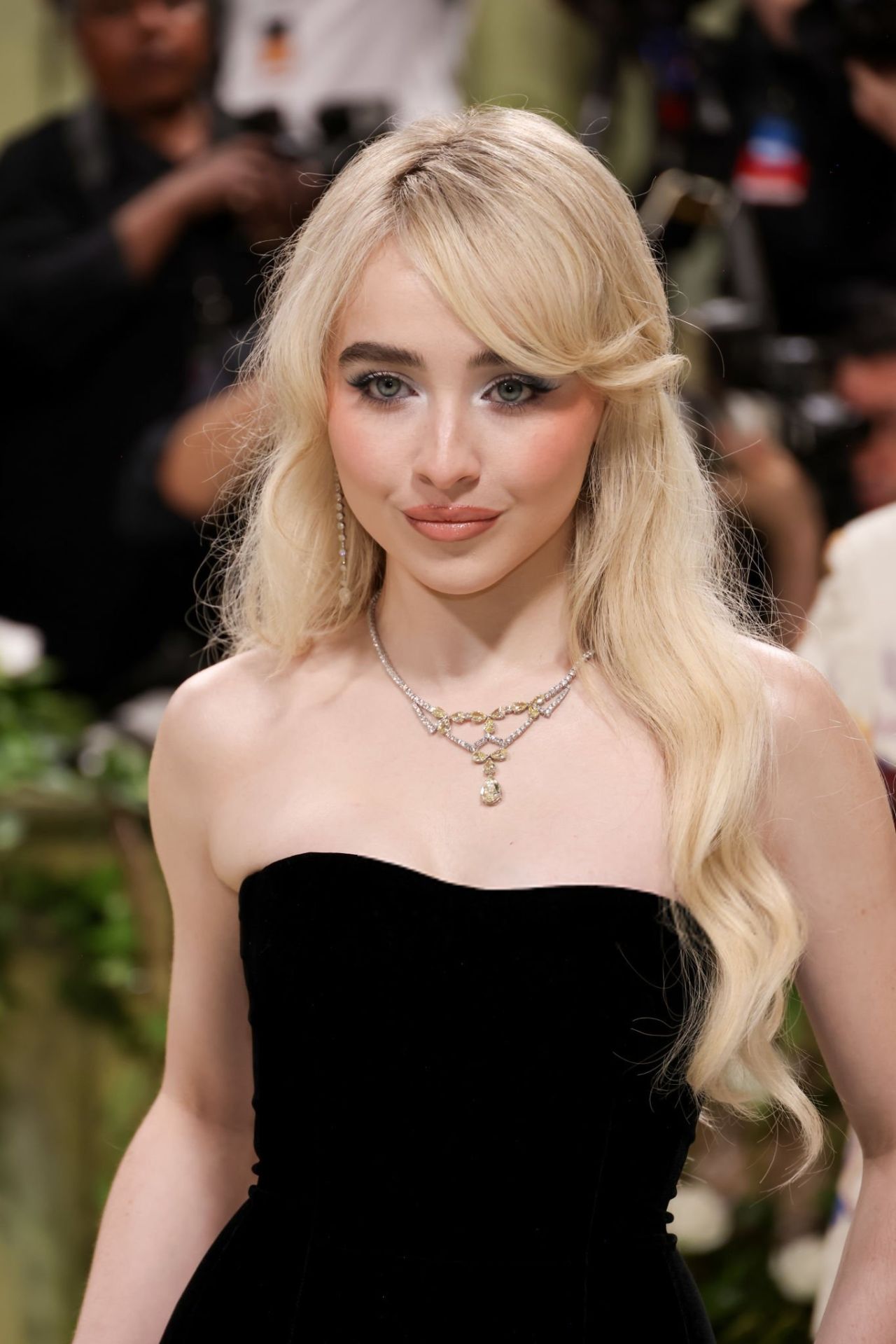 Sabrina Carpenter at Met Gala 2024 • CelebMafia