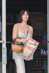 Scout Willis Shopping at a Pet Store in Los Angeles 05-24-2024