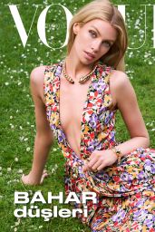 Stella Maxwell - Vogue Turkey May 2024