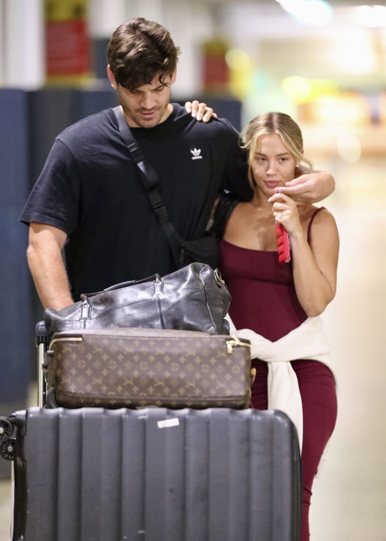 Tammy Hembrow and Matt Zukowski at Brisbane Airport 05-26-2024 • CelebMafia