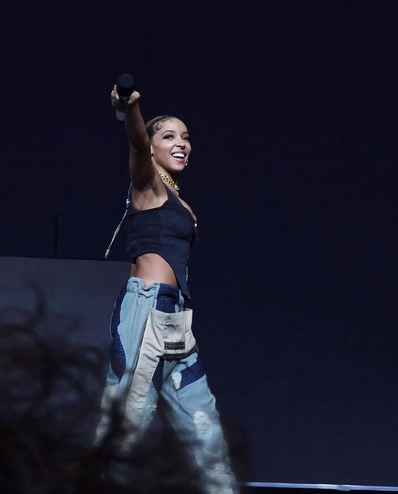 Tinashe Wore the Jazzi Denim Top in Charcoal - Tour in China 05-14-2024 ...