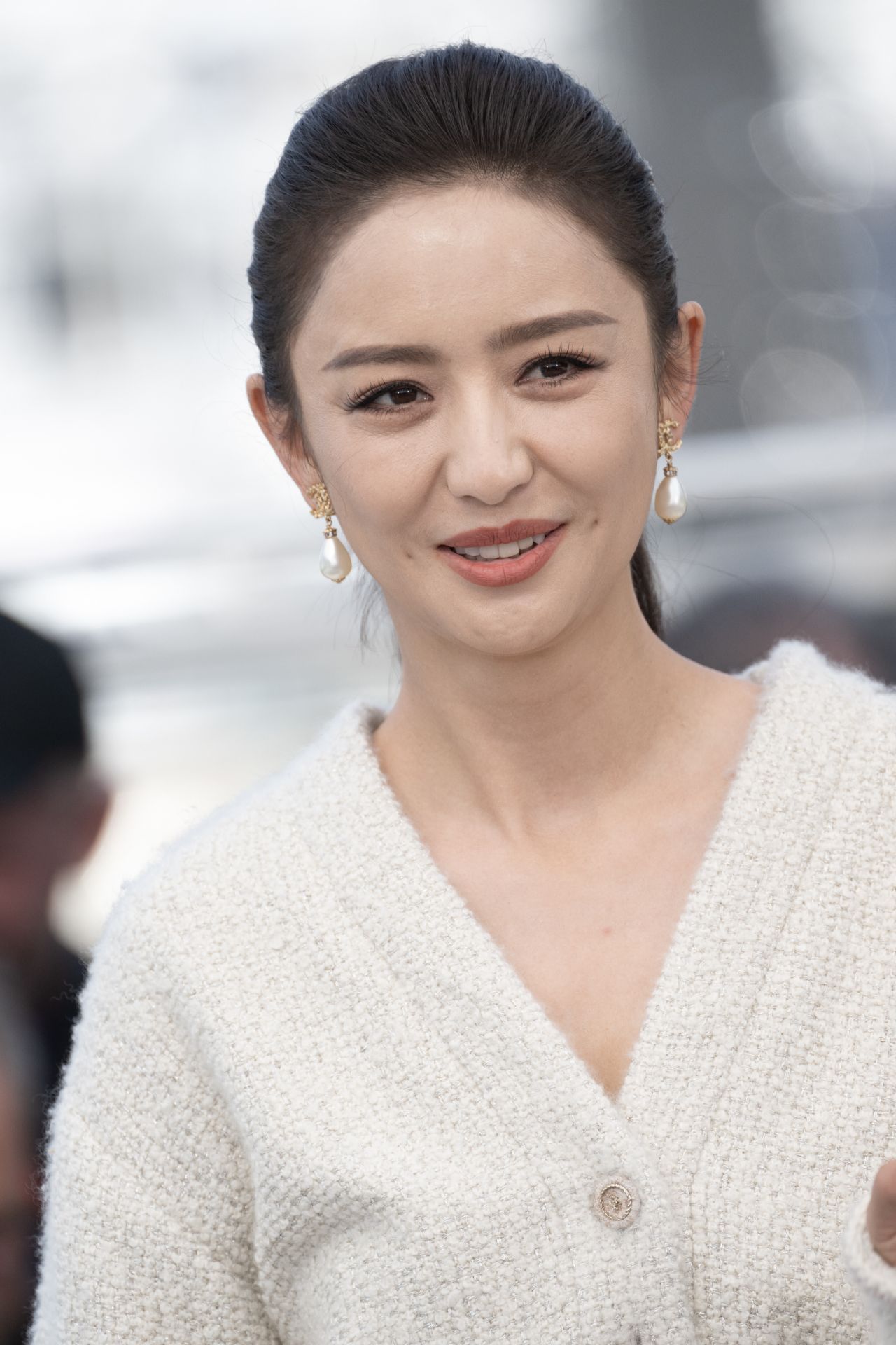 Tong Liya At Black Dog Photocall At Cannes Film Festival 05 18 2024