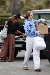 Brooke Burke and Neriah Fisher Drop Off Dry Cleaning in Malibu 03-13-2024