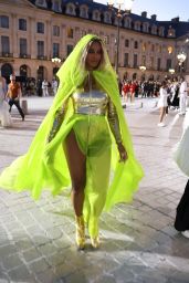 Ciara in Fluorescent Dr6ess Arrives at the Vogue World Show During Paris Fashion Week 06-23-2024