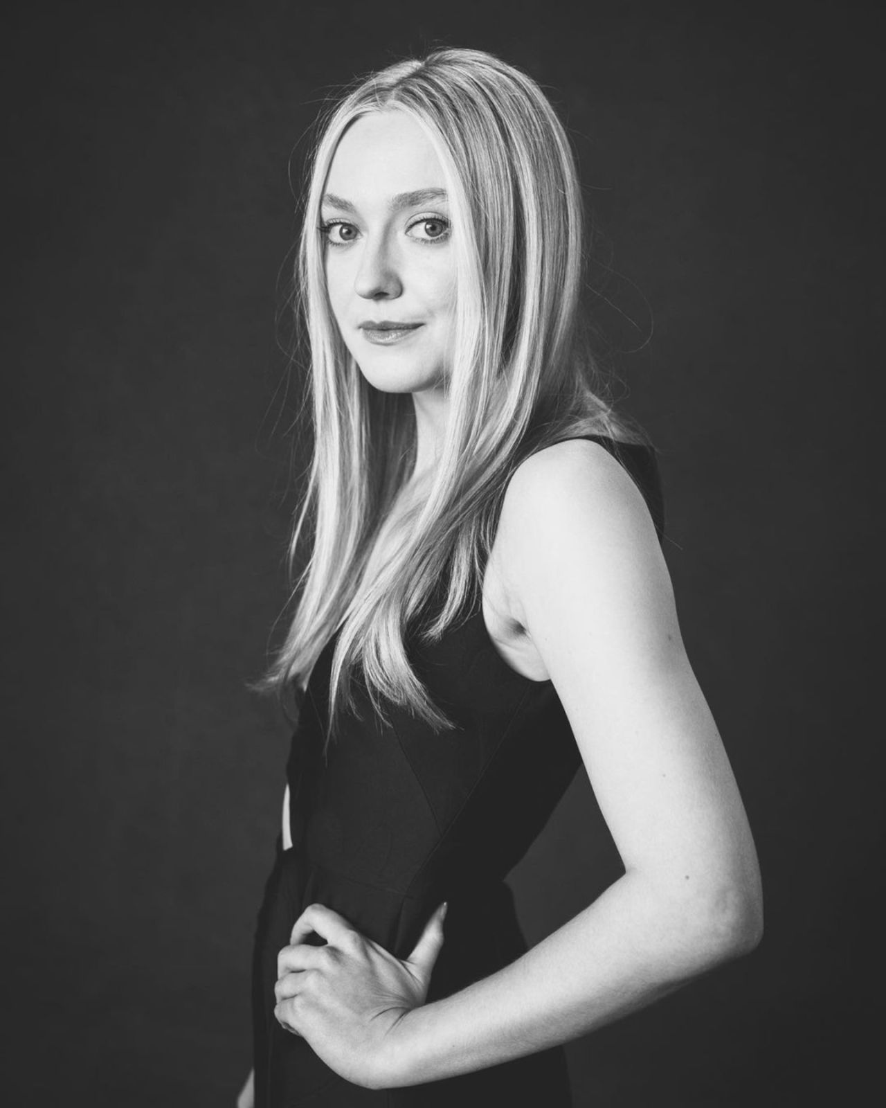 Dakota Fanning - Netflix Ripley FYSEE Photoshoot June 2024 • CelebMafia