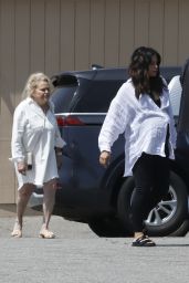 Jenna Dewan and Her Mom Along With Partner Steve Kazee Out in LA 06-09-2024