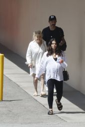 Jenna Dewan and Her Mom Along With Partner Steve Kazee Out in LA 06-09-2024