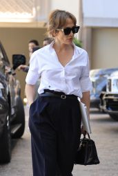 Jennifer Lopez Returns The Maybourne Hotel in Beverly Hills 06-29-2024
