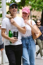 Kate Bosworth Stroll in Manhattan’s West Village Neighborhood 06-07-2024