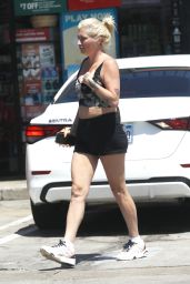Kesha in a Stylish Black and Grey Rie-dye Sports Bra in Los Angeles 06-25-2024