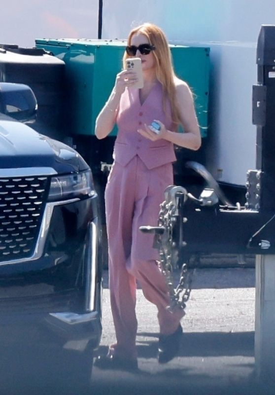 Lindsay Lohan Starts Filming "Freaky Friday 2" in Los Angeles 06-24-2024