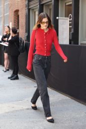 Louisa Jacobson Arrives at the Chanel Tribeca Festival Women’s Lunch in New York 06-07-2024