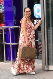 Myleene Klass in a Floral Dress at Smooth Radio in London 06-08-2024