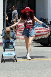 Phoebe Price Out in Los Angeles 06-04-2024
