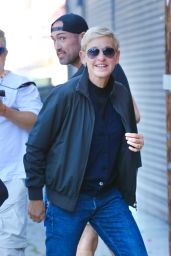 Portia de Rossi and Ellen DeGeneres Arriving for Ellen