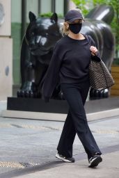 Reese Witherspoon Out in SoHo New York 06-11-2024