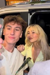 Sabrina Carpenter Goes for Dinner With Friends at Siena Restaurant 06-10-2024