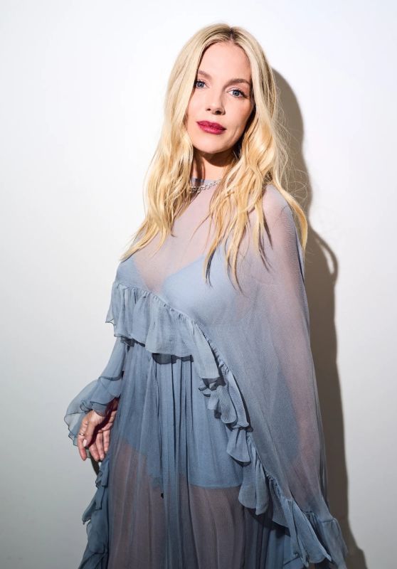  Sienna Miller - Vanity Fair Portraits Cannes 2024