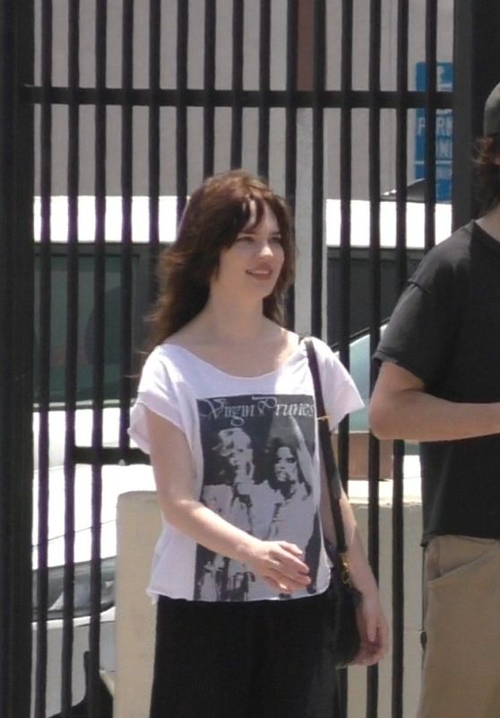 Sophie Thatcher and Austin Feinstein Out in Los Angeles 05-31-2024