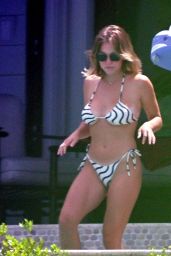Sydney Sweeney in a Bikini at Her New Mansion in Florida 06-09-2024