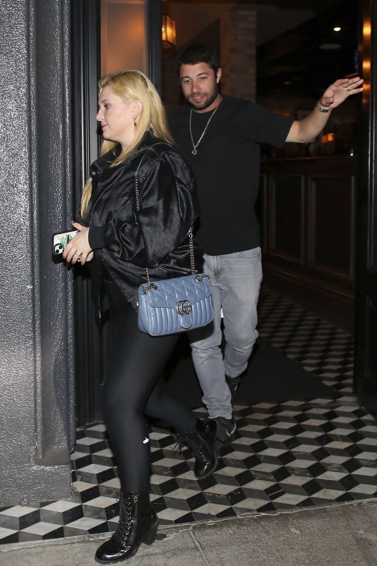 Abigail Breslin Exiting Craig’s Restaurant In West Hollywood 07-23-2024 