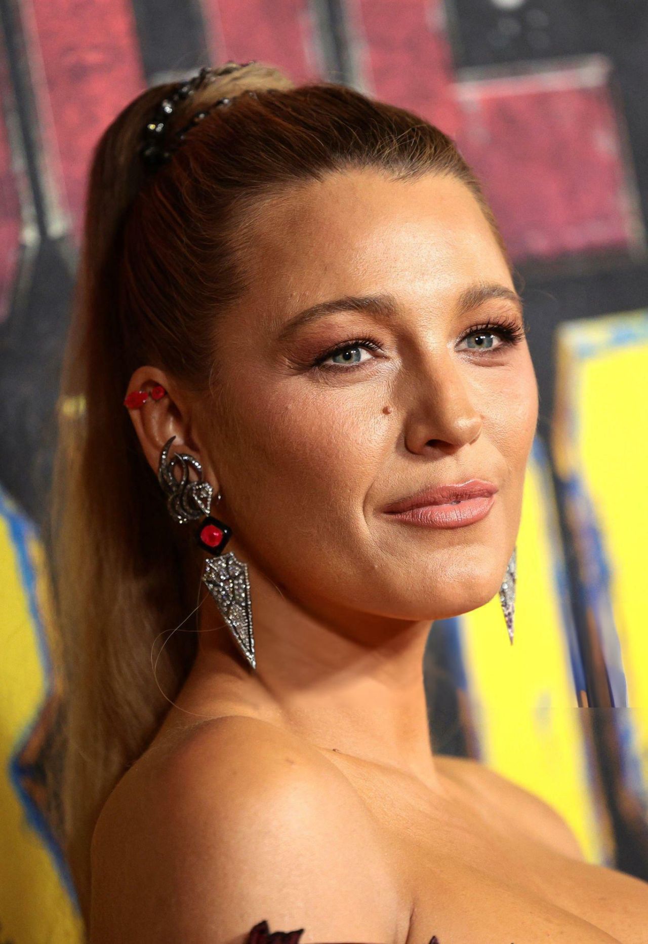 Blake Lively Stuns in Versace at Deadpool & Wolverine Premiere: A Red ...