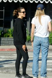 Jennifer Garner Out in Los Angeles 07-26-2024