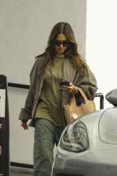Jessica Alba in a Relaxed Outfit in Los Angeles 07-03-2024