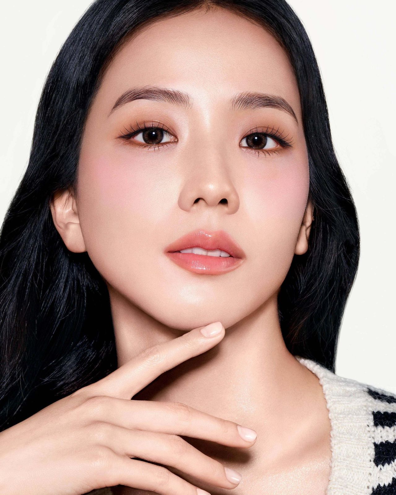 Jisoo Dior Makeup Lookbook 2024 • CelebMafia