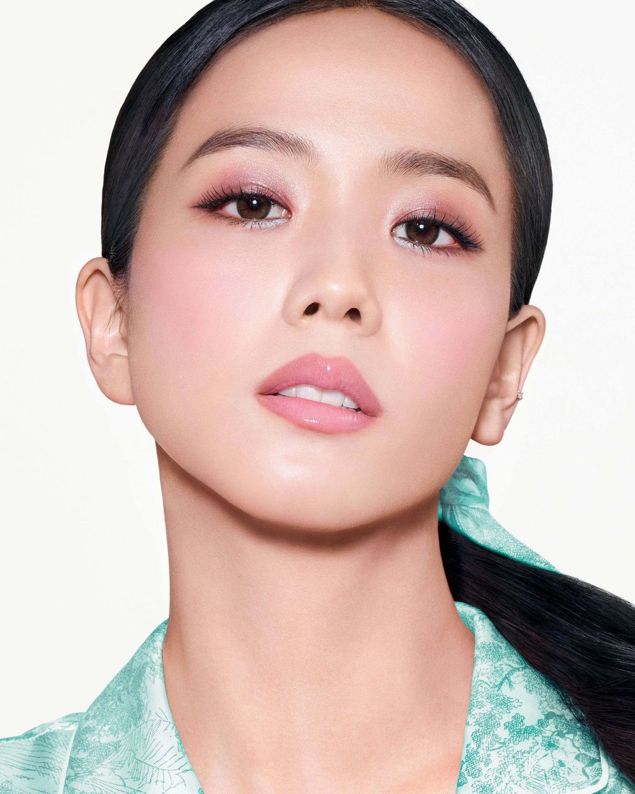 Jisoo Dior Makeup Lookbook 2024 • CelebMafia