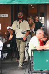 Kate Hudson Leaving Bar Pitti in New York 07-12-2024