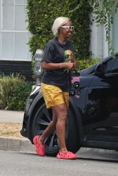 Kelly Rowland Leaves a Salon Pampering Session in Los Angeles 07-11-2024