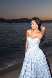 Nicole Scherzinger in a Blue Floral Midi Dress 07-04-2024
