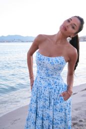Nicole Scherzinger in a Blue Floral Midi Dress 07-04-2024