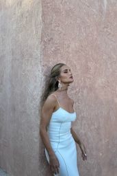 Rosie Huntington-Whiteley 07-05-2024